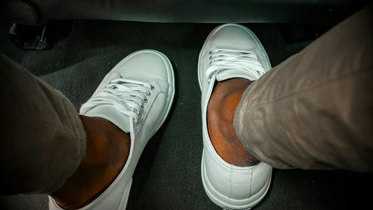 Finding the Best Shoes to Wear with Chinos: From Dress Shoes to Sneakers