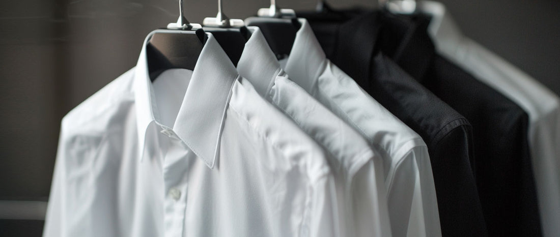What Type of Dress Shirt Should I Wear With a Suit? StudioSuits What Type of Dress Shirt Should I Wear With a Suit? StudioSuits