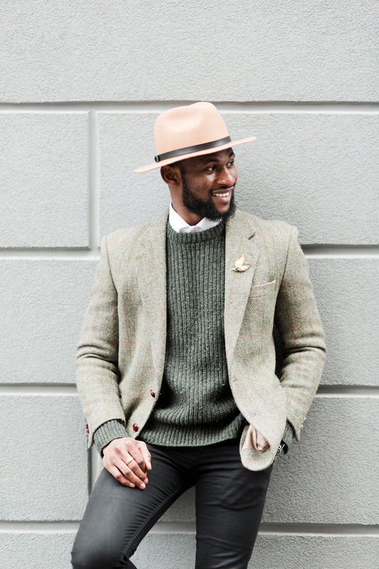 Tweed Waistcoat: Colors, Patterns, and How to Wear One