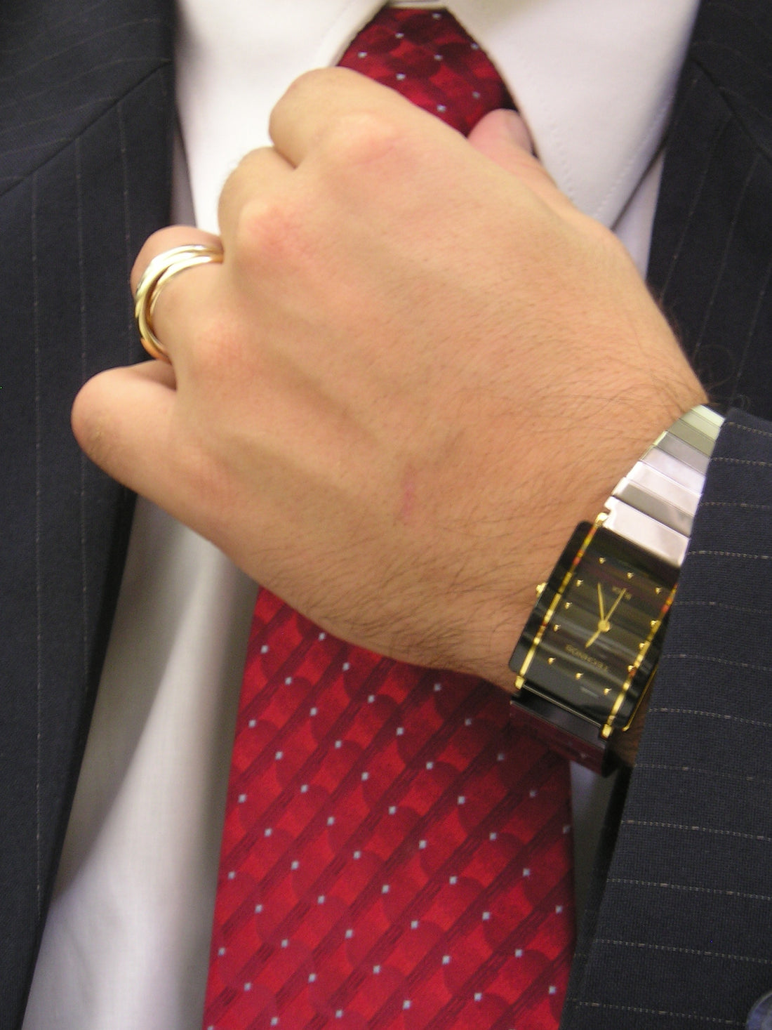 Choosing a Necktie: What You Should Know
