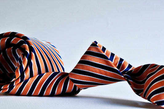 Complete Your Suit with the Right Necktie