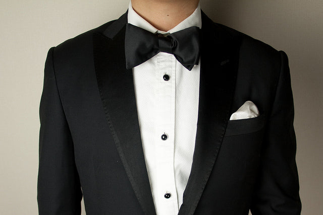Should I Wear an Undershirt with My Suit?