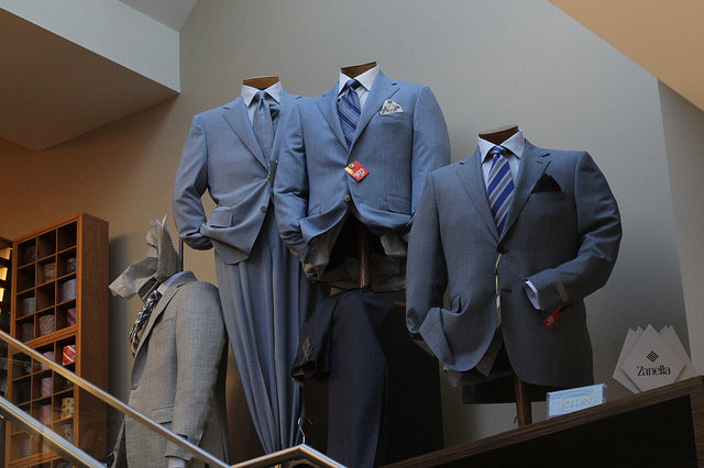 Etiquette for Suit Buttons