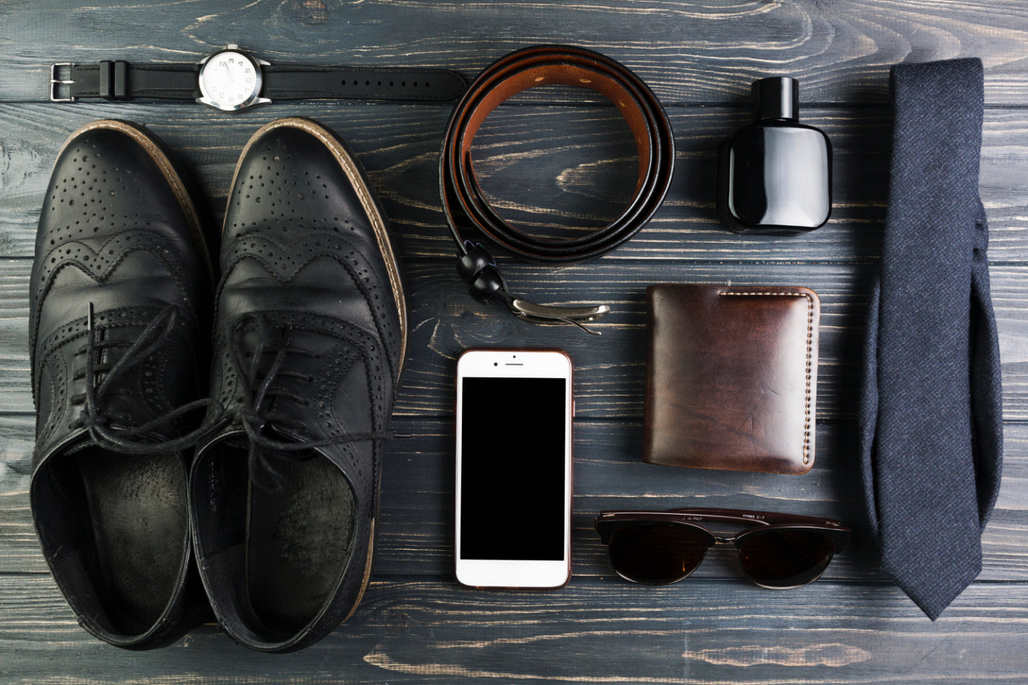 Best 11 Accessories for Men’s Outfits - article image