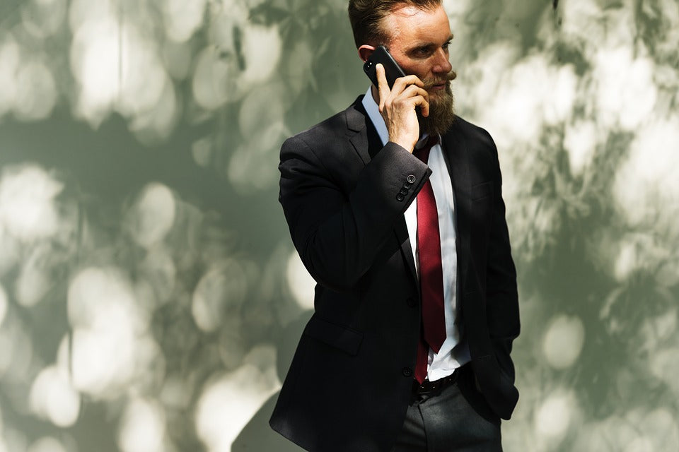 10 Mistakes to Avoid When Choosing a Men's Dress Shirt