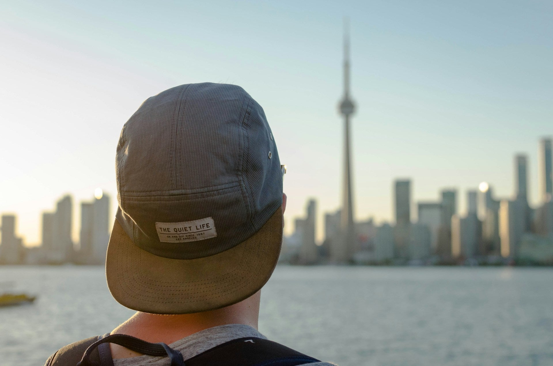 Flat Cap vs Newsboy Cap: The Ultimate Style Guide - article image
