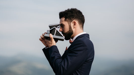 5 Essential Items to Keep Your Suit Looking Fresh