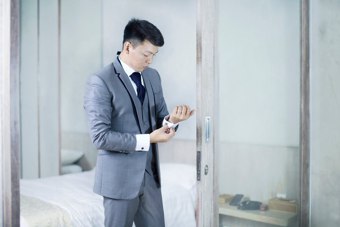 9 Tips on How to Wear a Gray Suit StudioSuits 9 Tips on How to Wear a Gray Suit StudioSuits