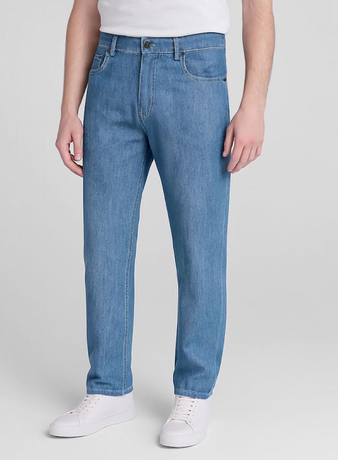 Light Weight Blue Jeans - StudioSuits