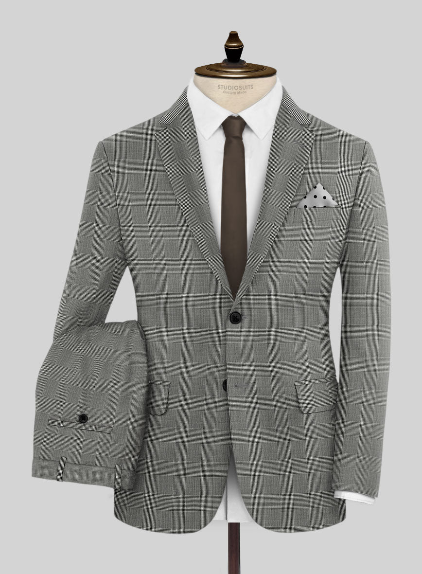 Reda Fivaro Black Checks Wool Suit - StudioSuits
